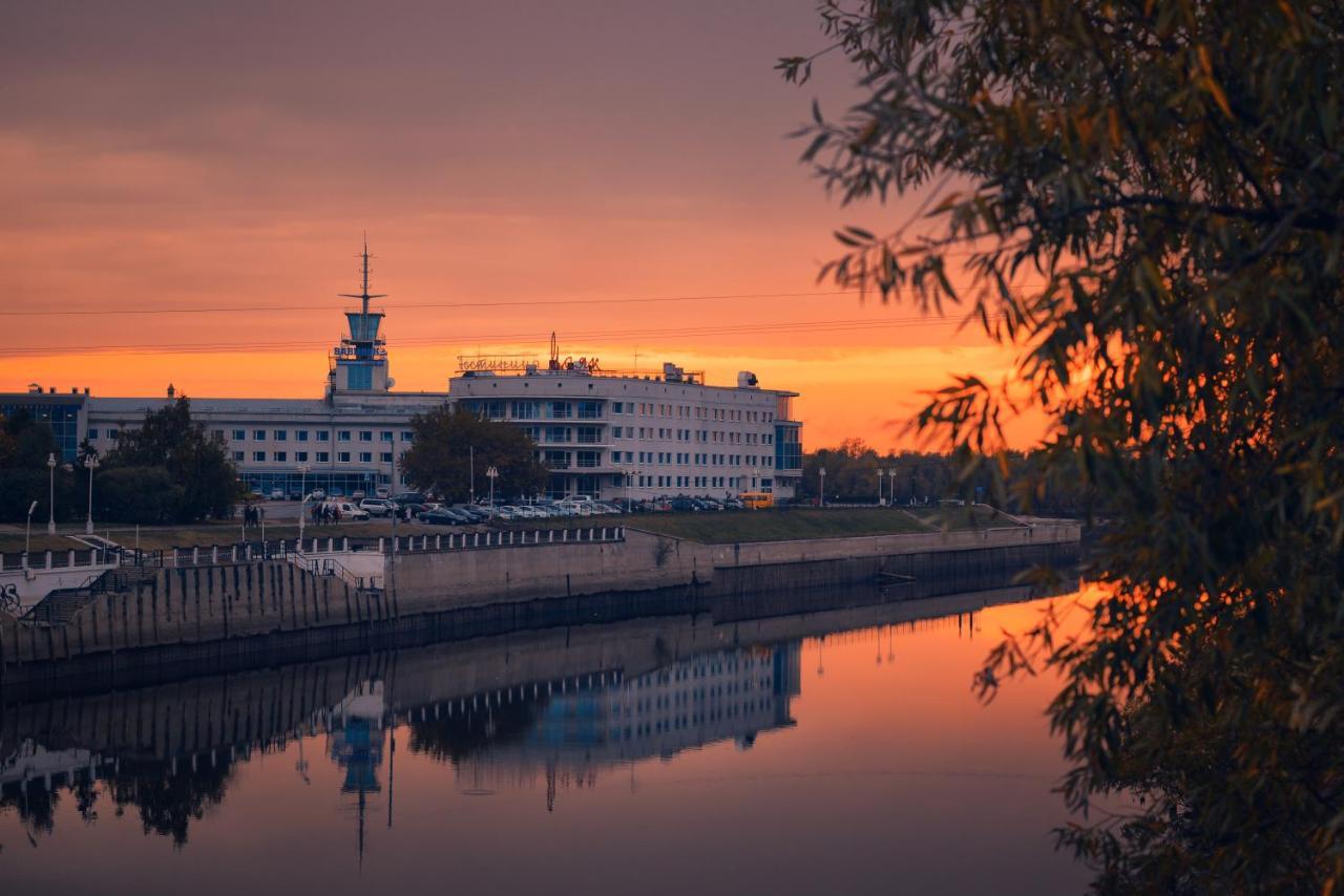 Гостиница Маяк - корпус Иртыш Омск Экстерьер фото